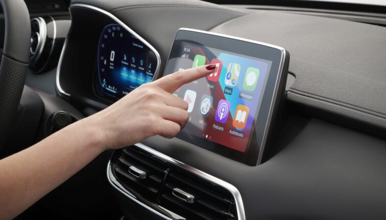 Apple CarPlay apps on iPad in a vehicle