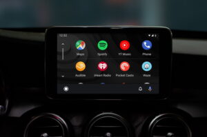 android apps on mobile mounted in car