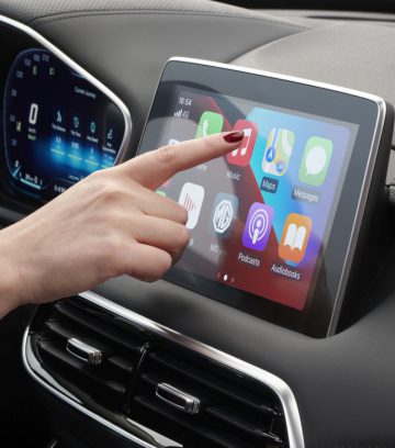 Apple CarPlay apps on iPad in a vehicle