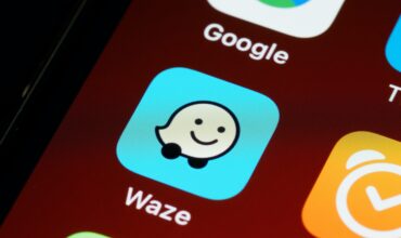 waze app on mobile screen