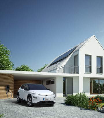 battery storage for EV - image of home with solar energy panels